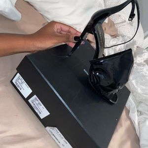 Yves Saint Laurent Heels